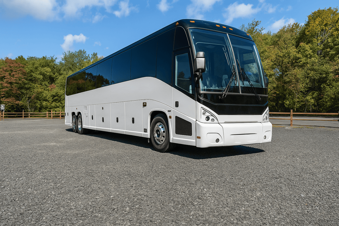 picture of Farmington Hills Coach Bus Service coach bus