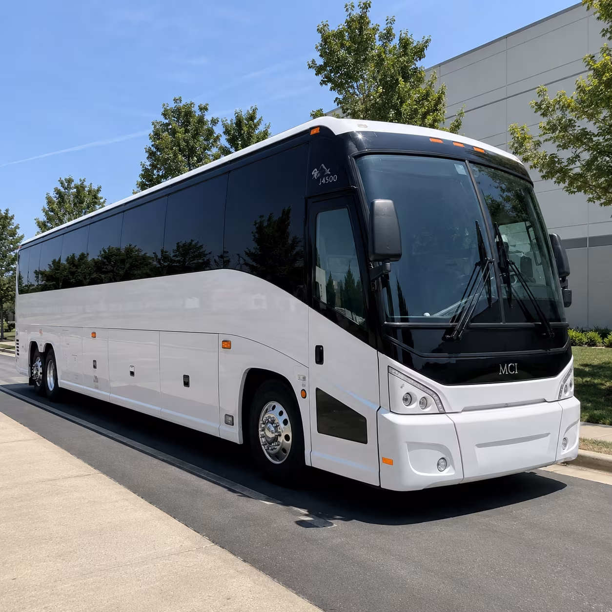 charter buses to pine knob music theatre shows from farmington hills
