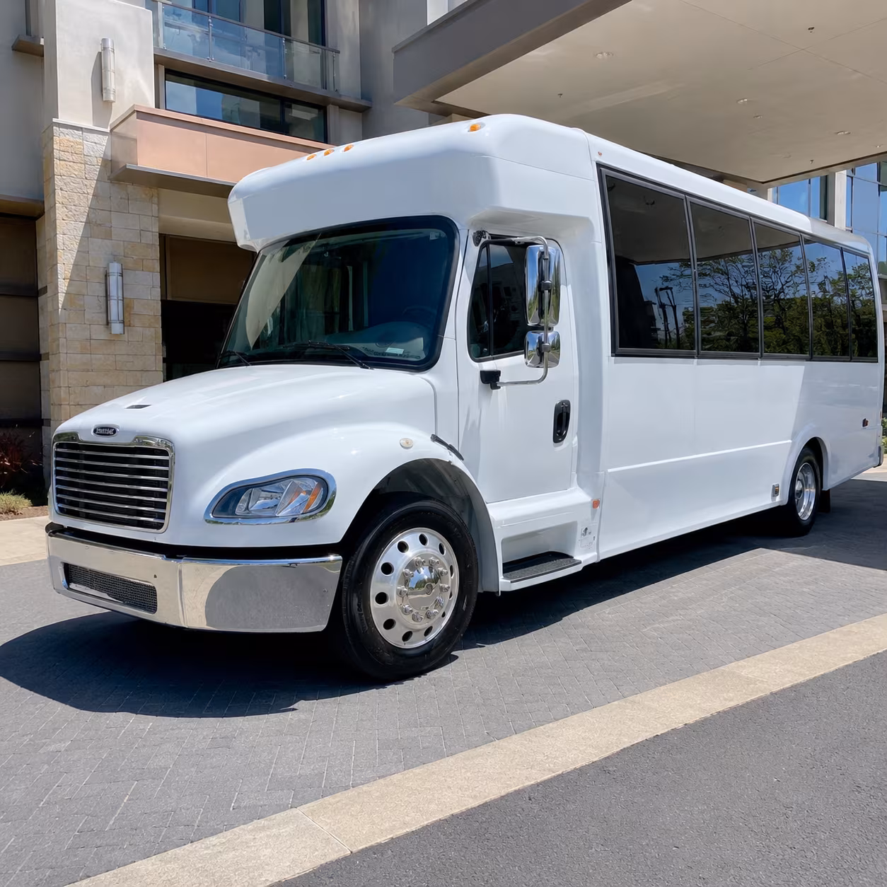 corporate and convention buses for farmington hills business events