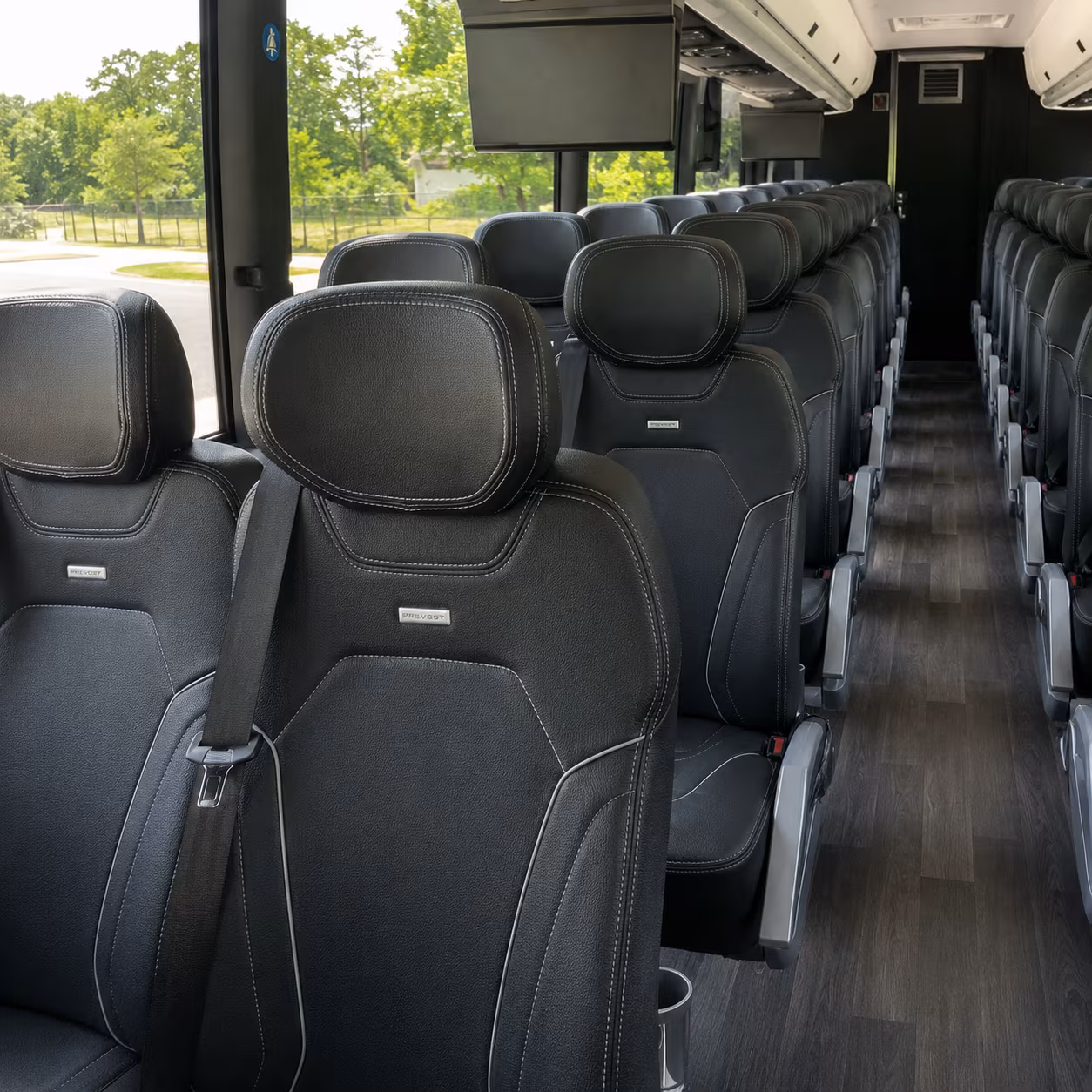 detroit metropolitan wayne county airport dtw charter bus transfers
