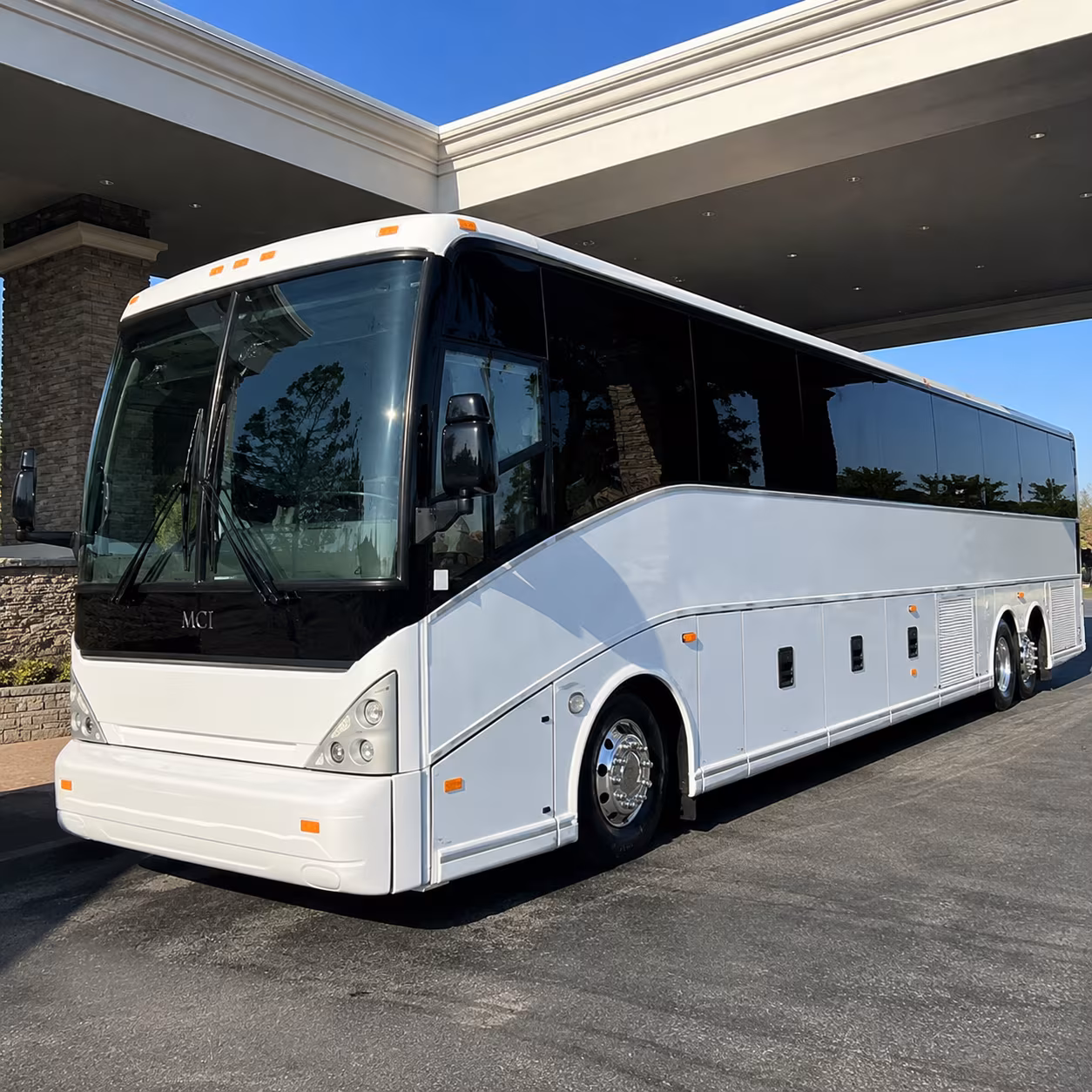 dinner and pre prom venue bus rentals in farmington hills