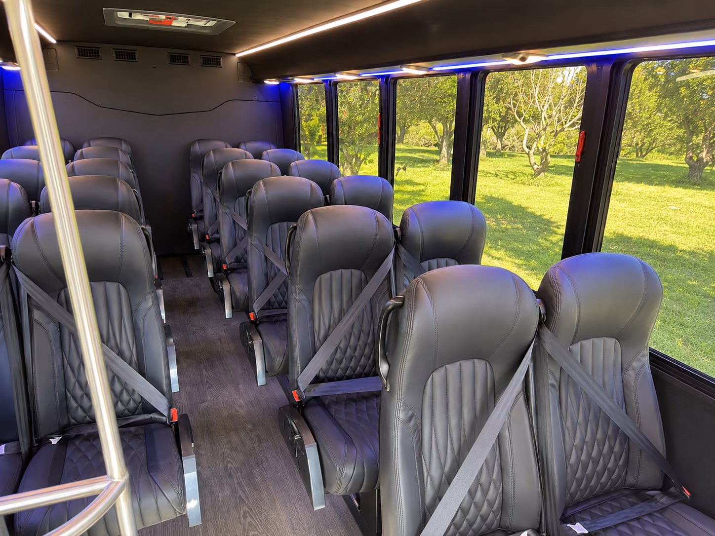 farmington hills 20 passenger minibus inside