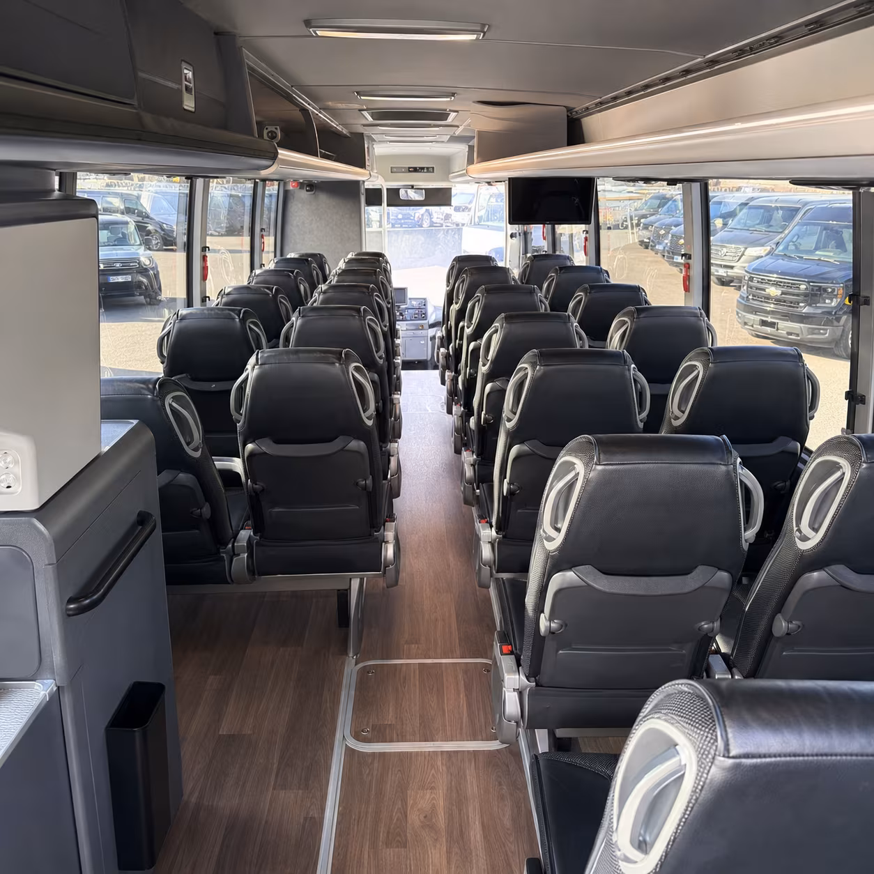 farmington hills airport transportation