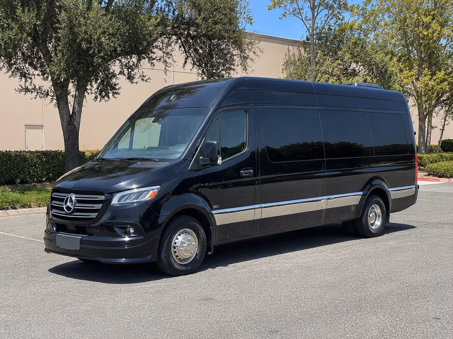 farmington hills employee transportation