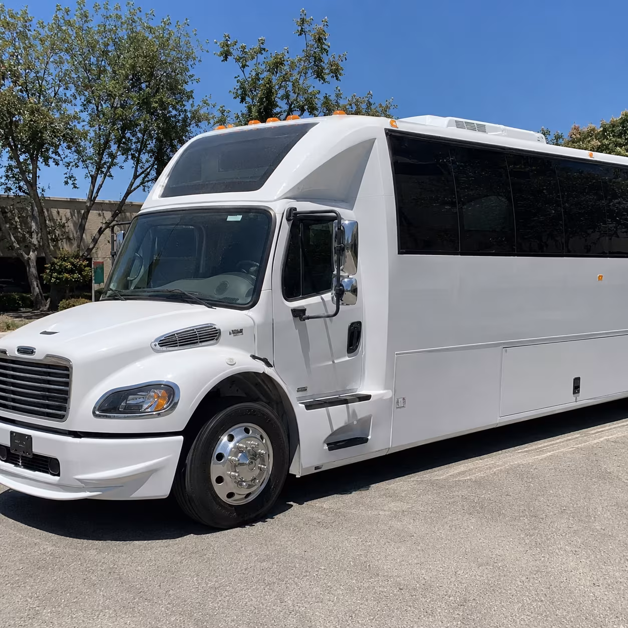 farmington hills party bus