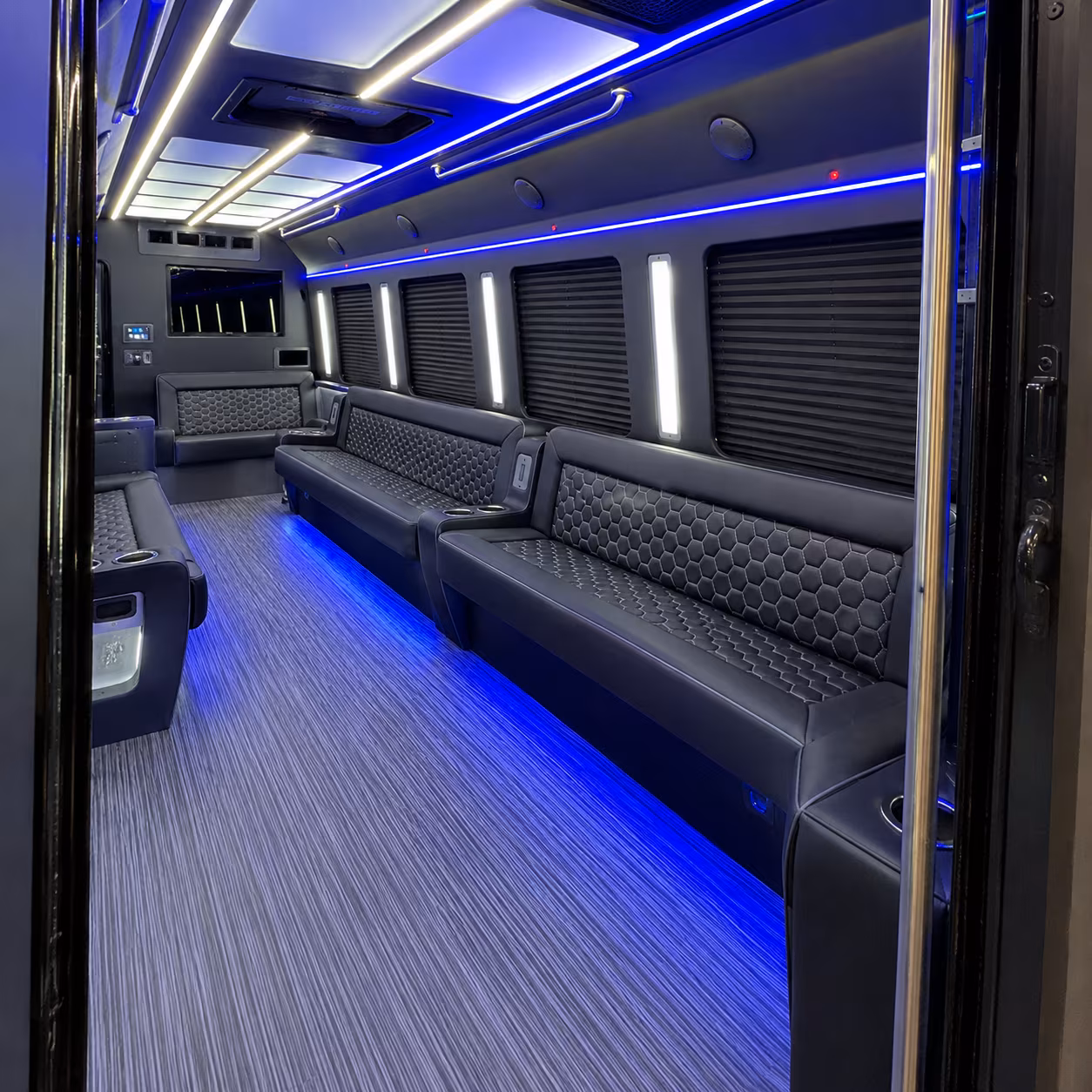 farmington hills sporting event party bus rental