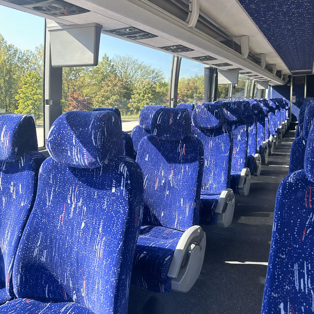 long distance charter bus rentals from farmington hills to detroit and beyond
