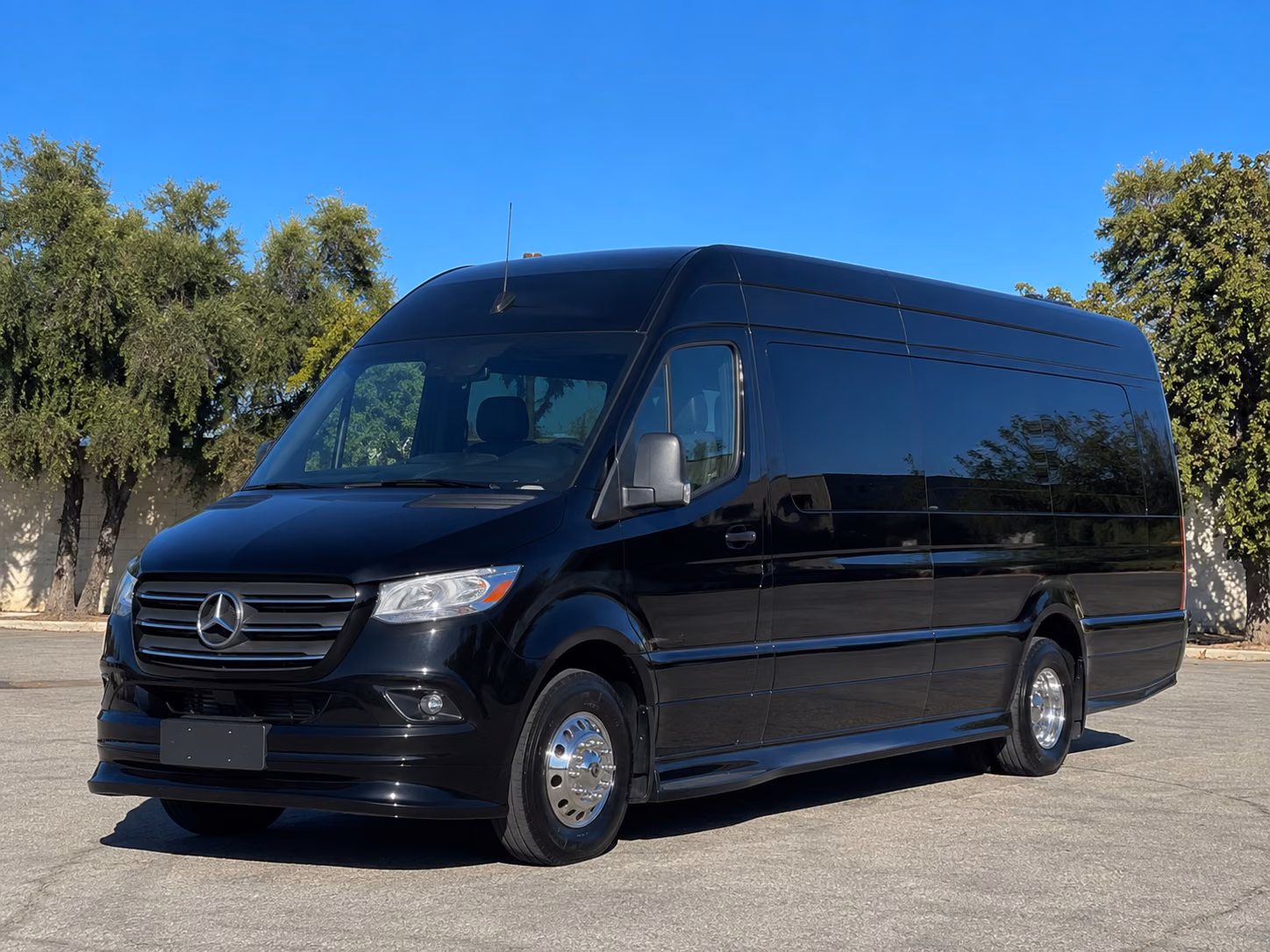 transportation serving farmington hills and nearby cities
